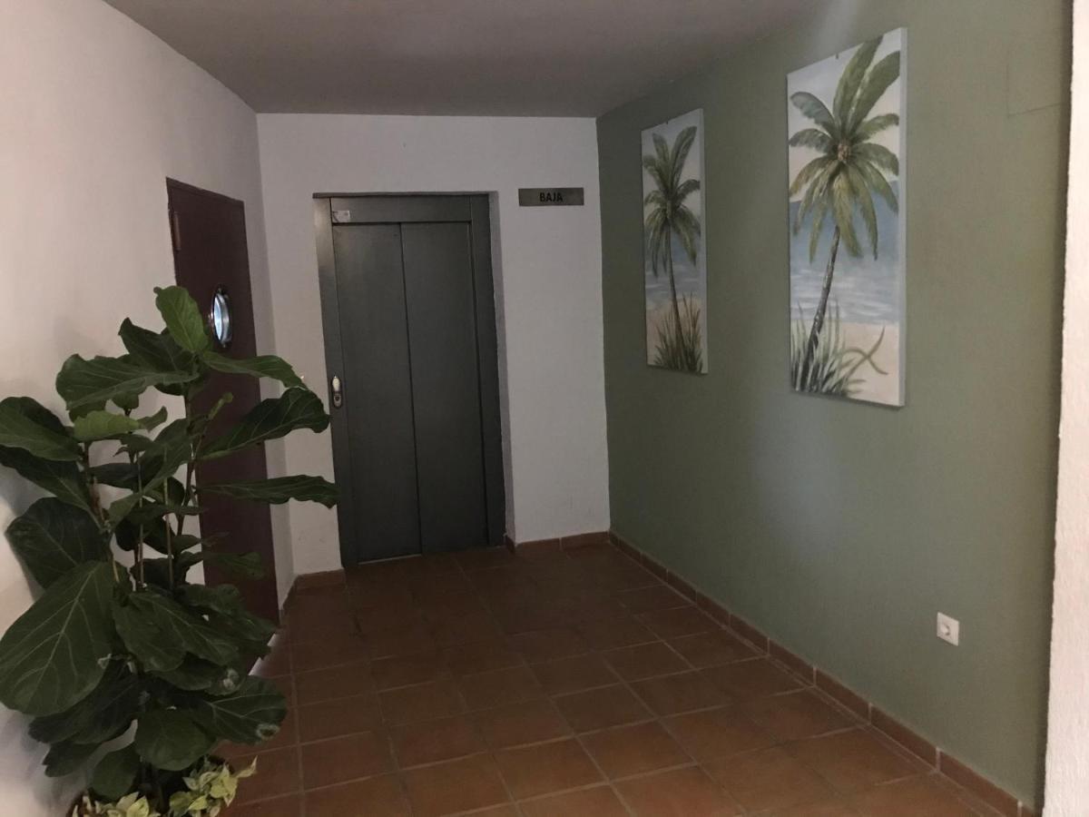 Casa Del Sol Apartment มานิลบา ภายนอก รูปภาพ